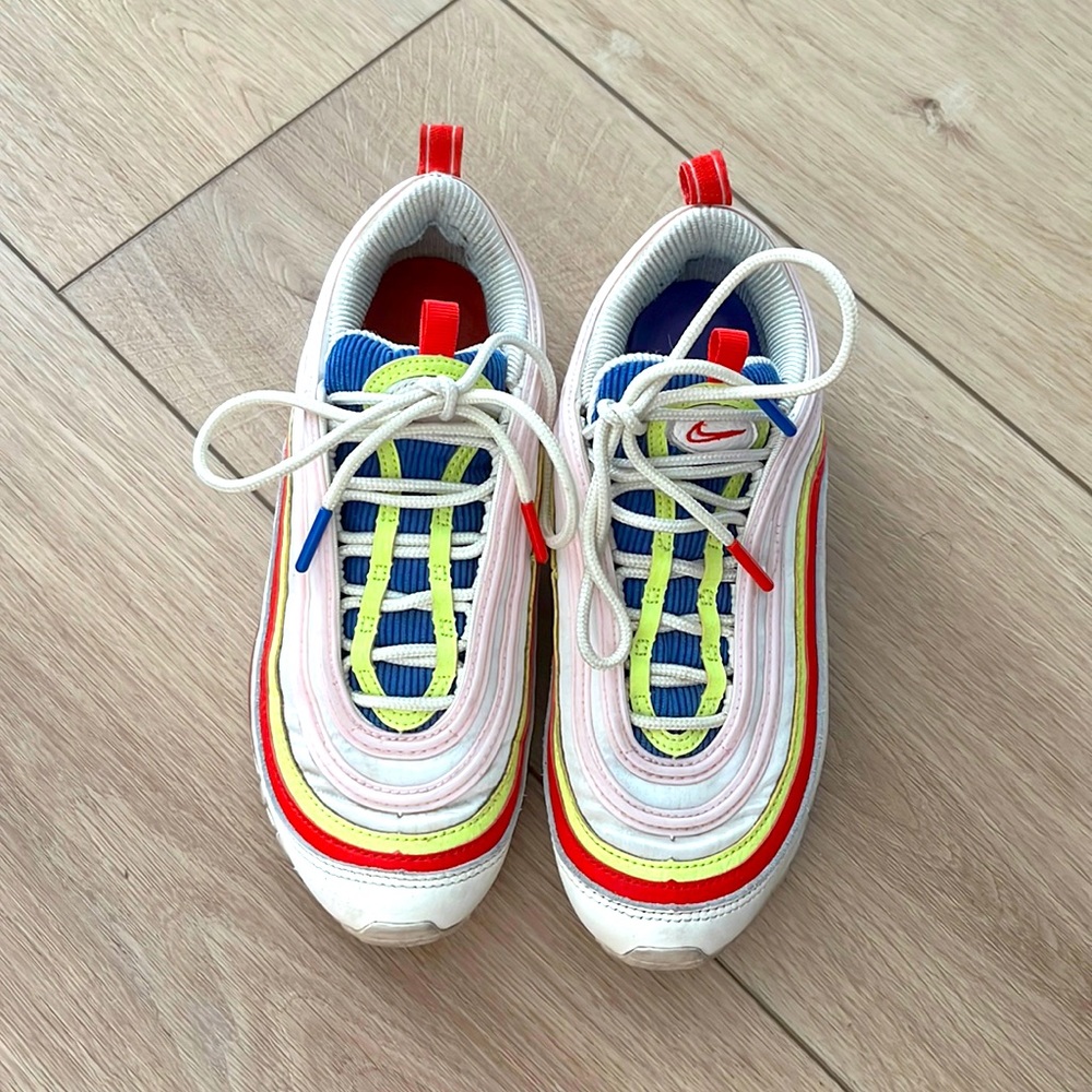 Nike